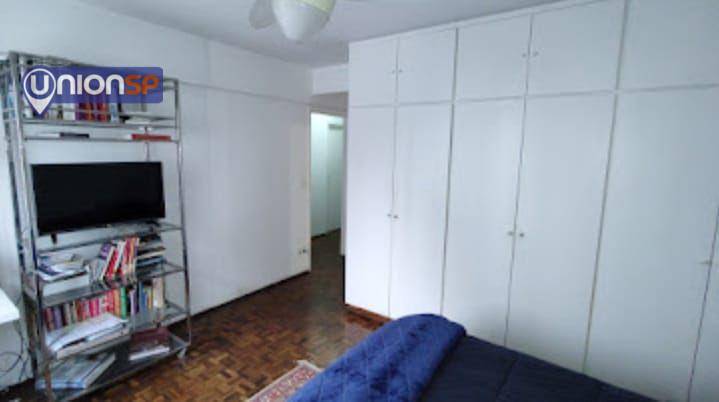 Apartamento à venda com 3 quartos, 135m² - Foto 2