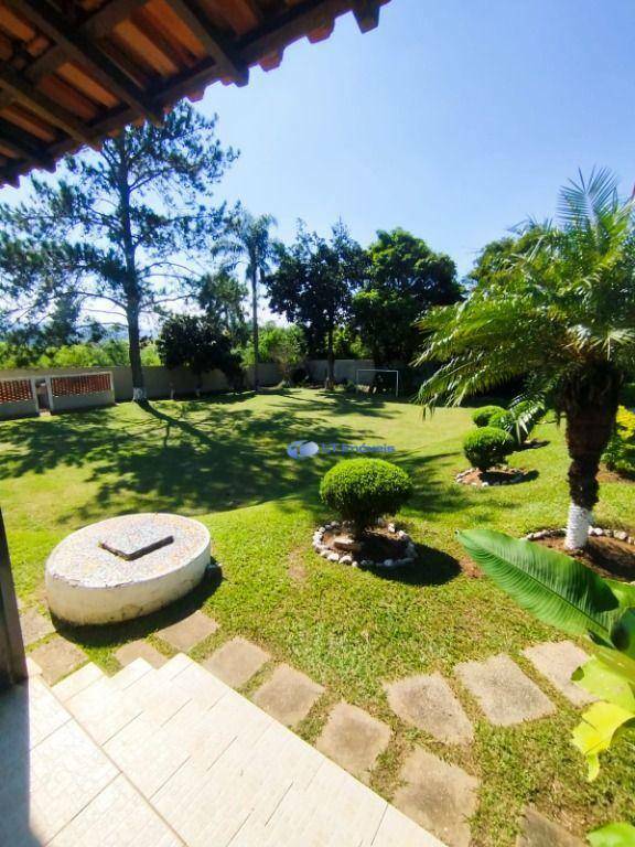Chácara à venda com 7 quartos, 298m² - Foto 47