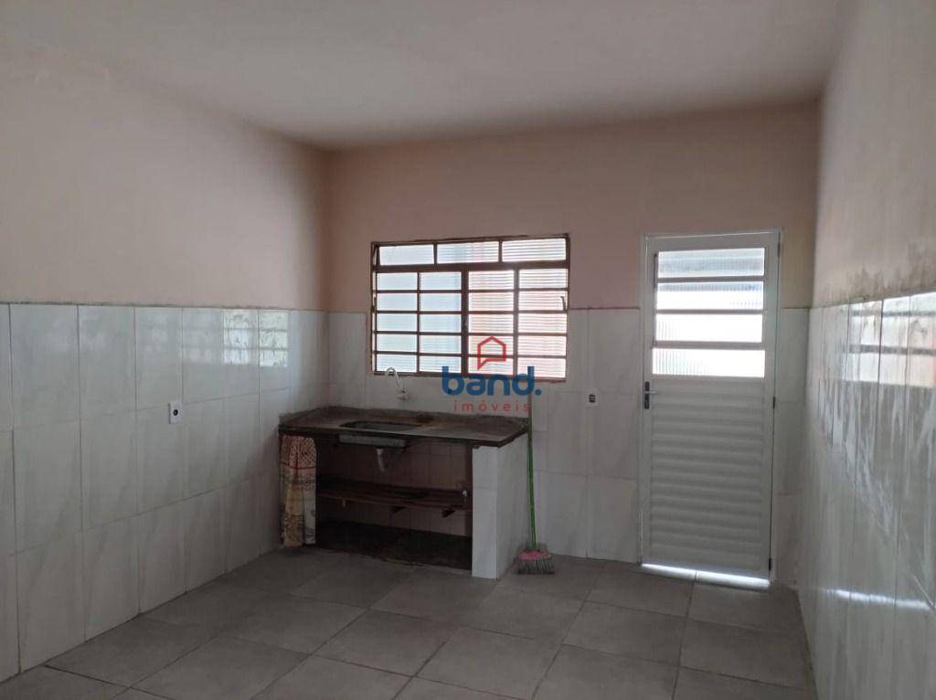 Casa para alugar com 2 quartos, 100m² - Foto 11