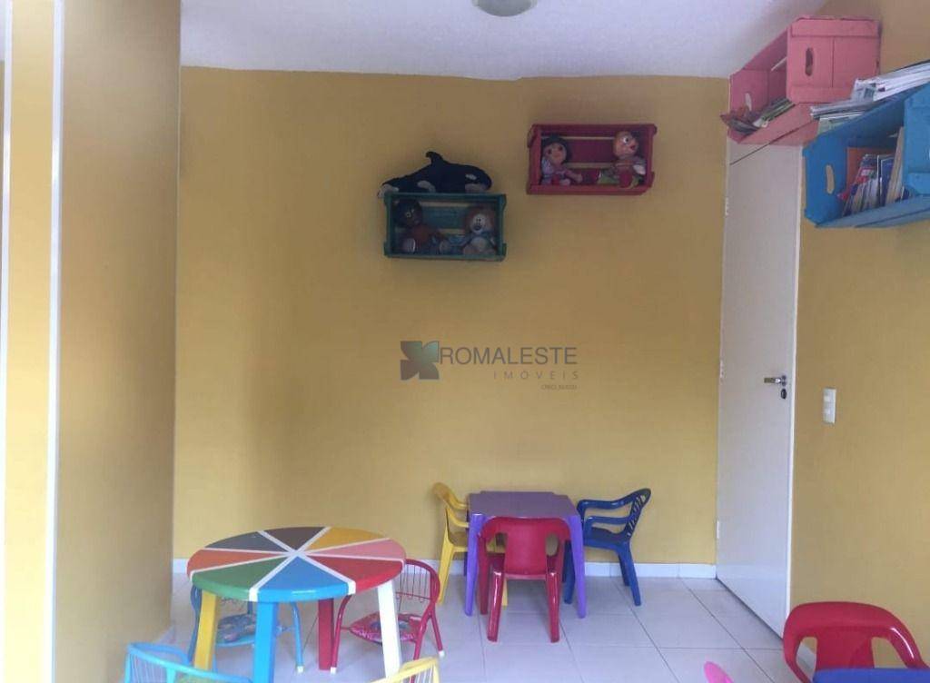 Apartamento à venda com 2 quartos, 44m² - Foto 11