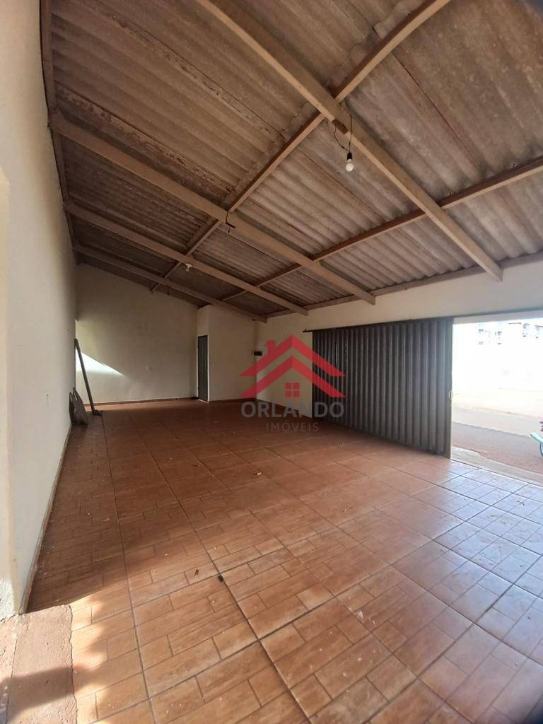 Casa à venda com 3 quartos, 90m² - Foto 2