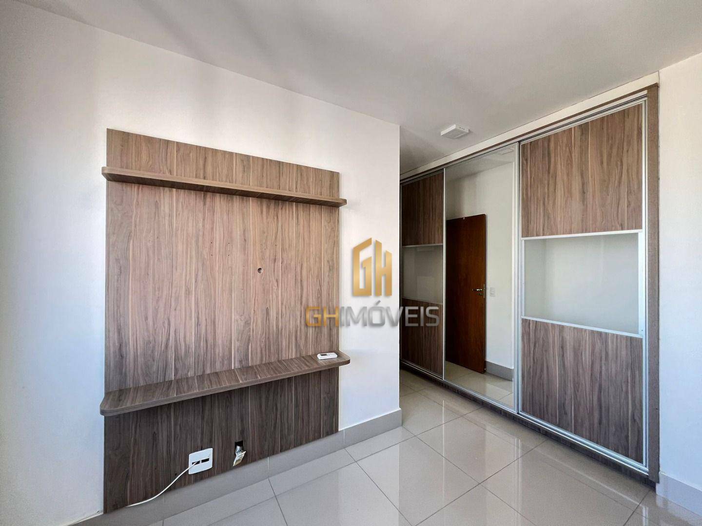 Apartamento à venda com 2 quartos, 65m² - Foto 4