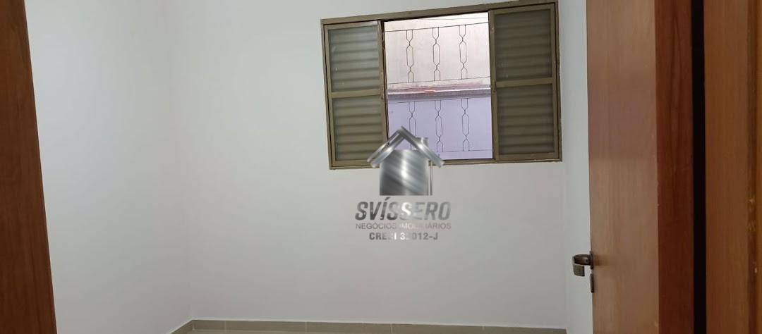 Casa à venda com 3 quartos, 135m² - Foto 13