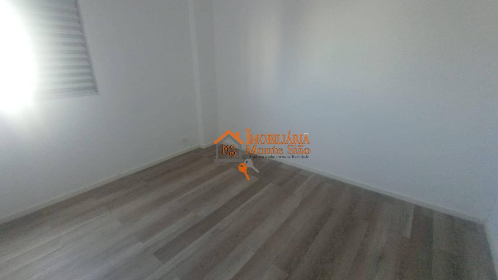 Apartamento à venda com 2 quartos, 56m² - Foto 13