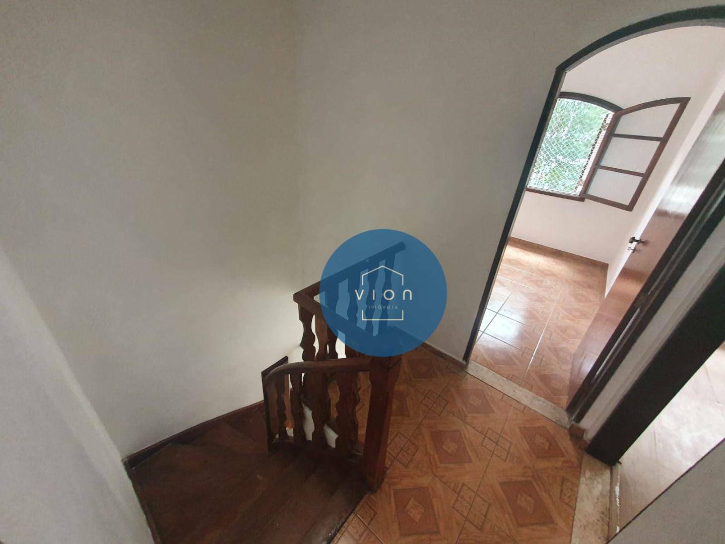 Casa à venda com 4 quartos, 180m² - Foto 31