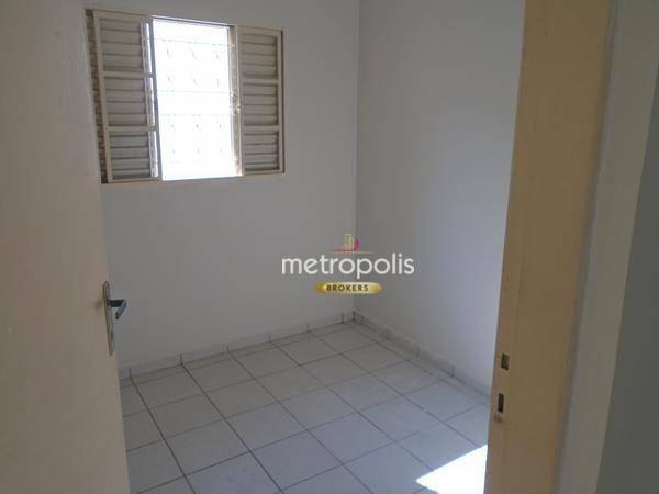 Casa à venda com 2 quartos, 180m² - Foto 8