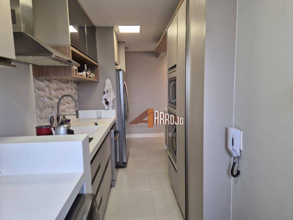 Apartamento à venda com 2 quartos, 72m² - Foto 23