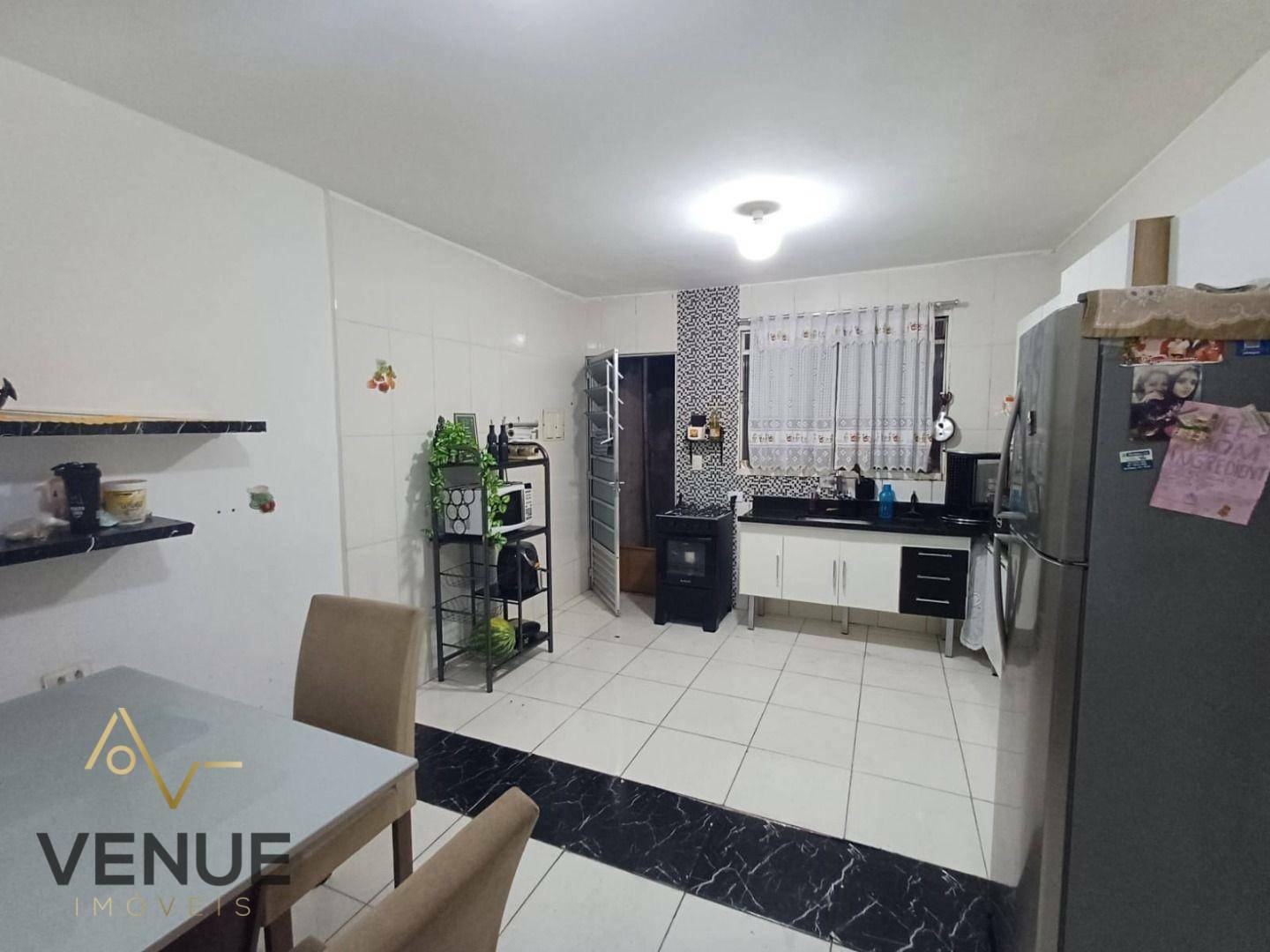 Casa à venda com 2 quartos, 89m² - Foto 5