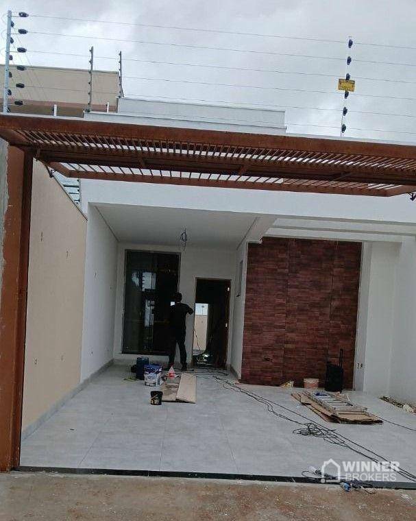 Casa à venda com 3 quartos, 104m² - Foto 1