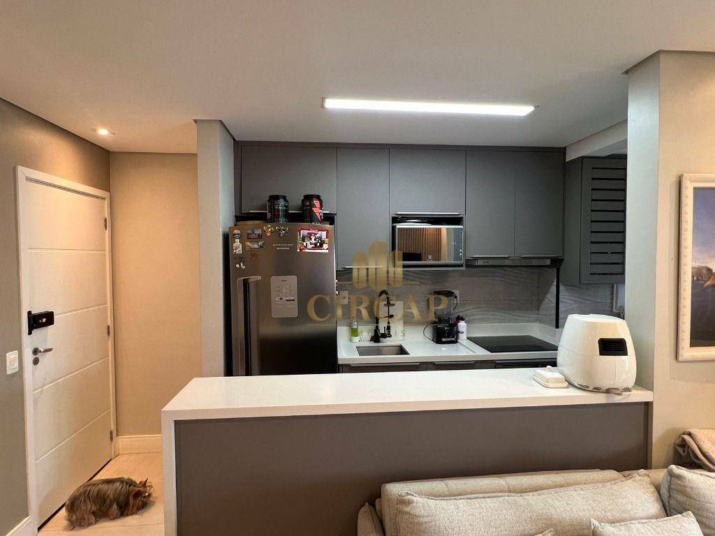 Apartamento à venda com 2 quartos, 67m² - Foto 1