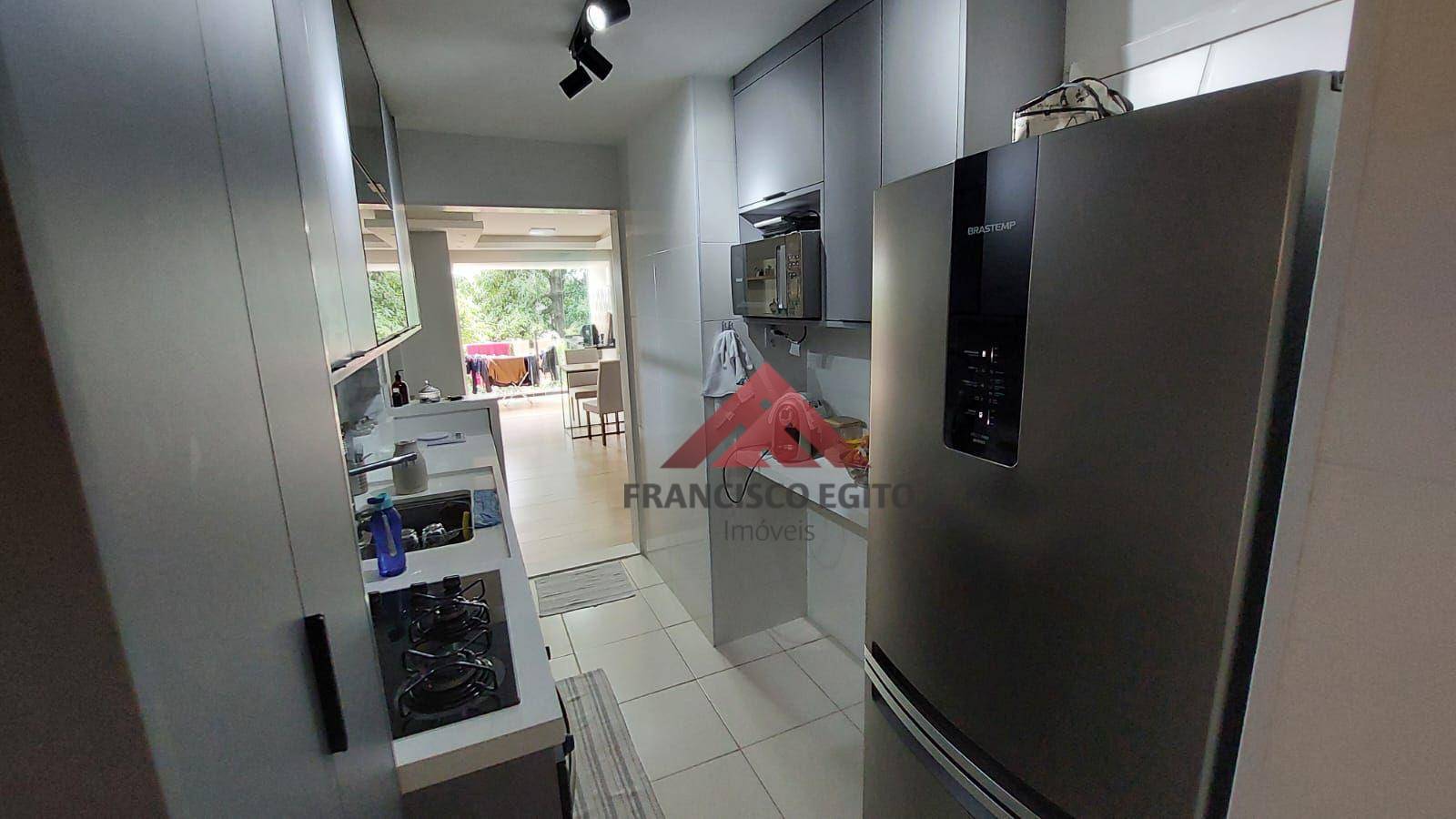 Apartamento à venda com 2 quartos, 67m² - Foto 5