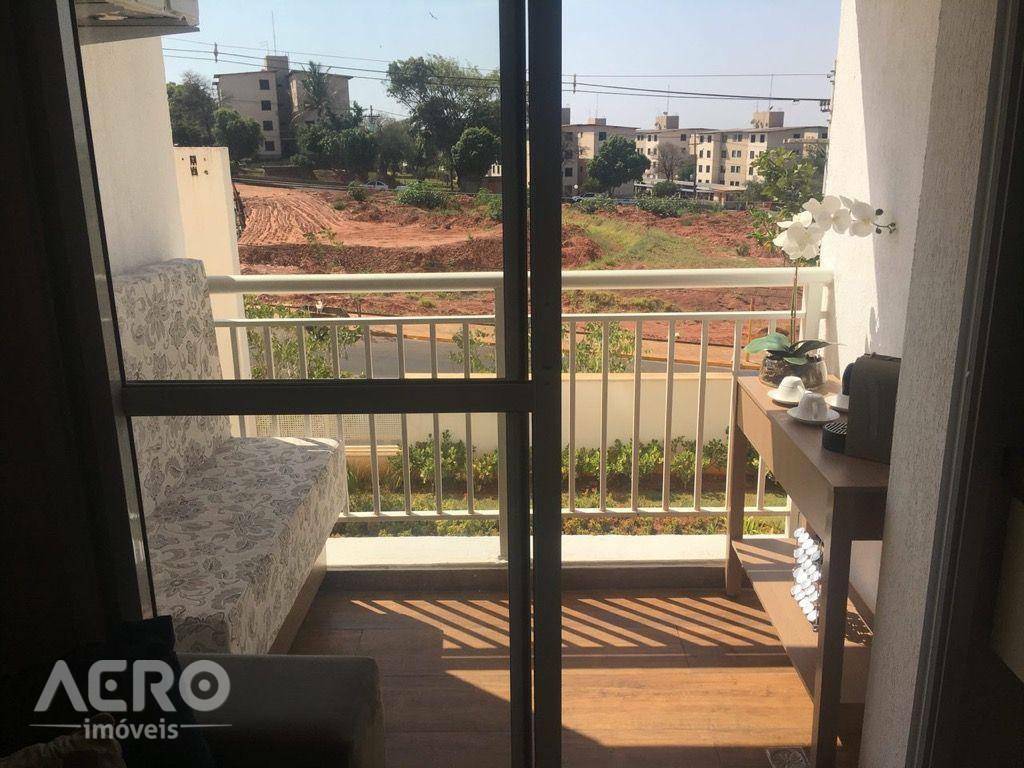 Apartamento à venda com 2 quartos, 64m² - Foto 19