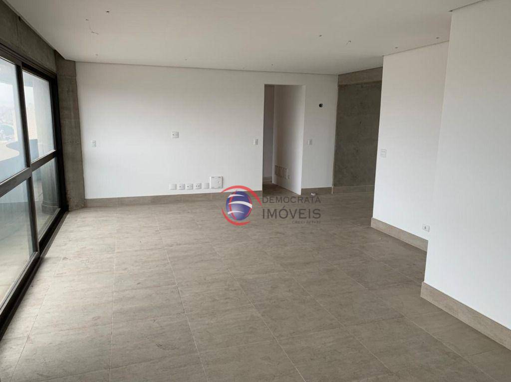 Apartamento à venda com 3 quartos, 165m² - Foto 4