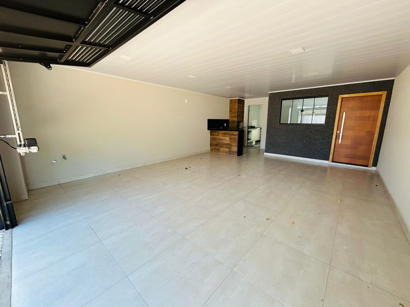 Casa à venda com 3 quartos, 238m² - Foto 4