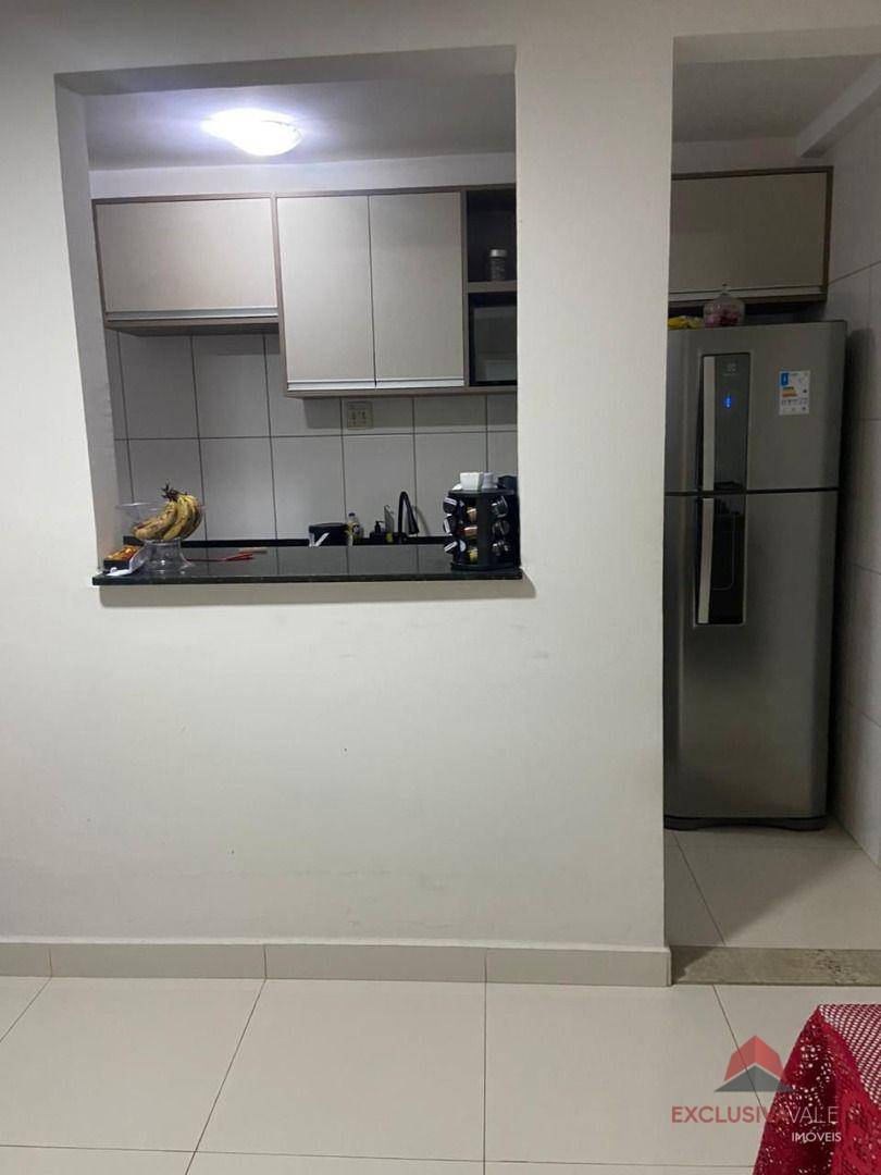 Apartamento à venda com 2 quartos, 60m² - Foto 2