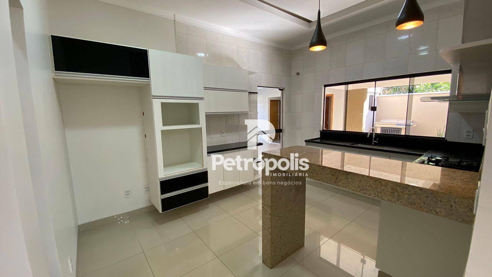 Casa à venda com 3 quartos, 235m² - Foto 12