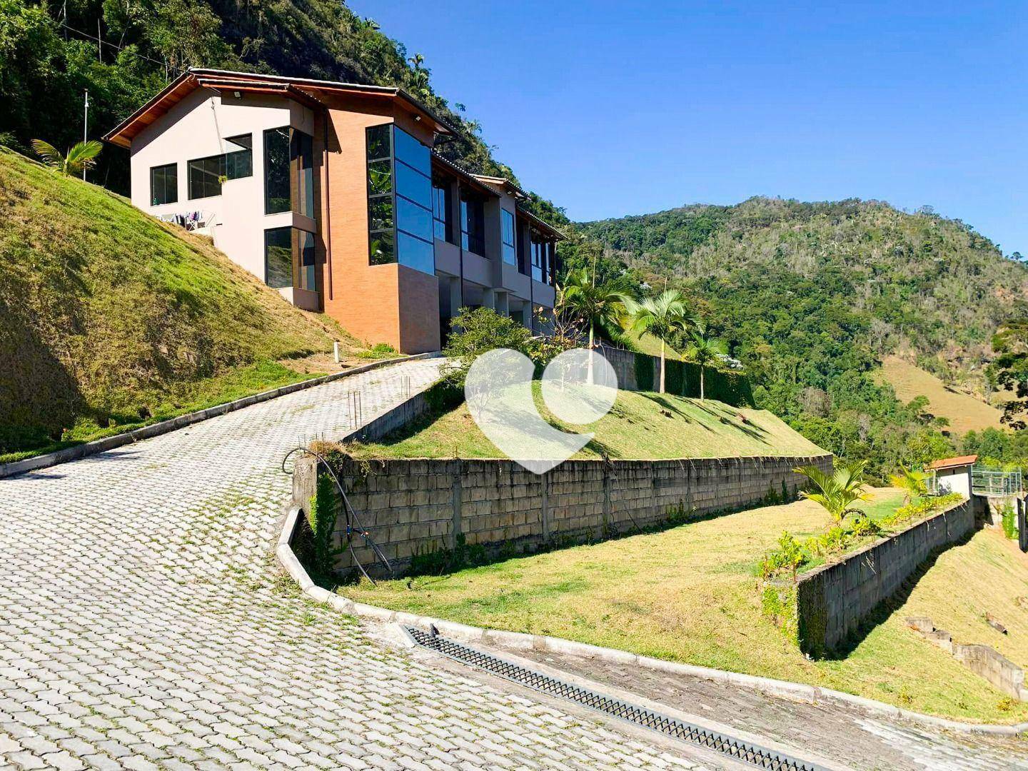 Casa à venda com 3 quartos, 400m² - Foto 4