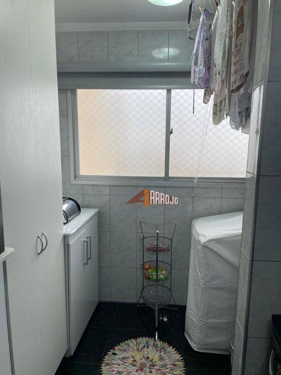 Apartamento à venda com 3 quartos, 67m² - Foto 21