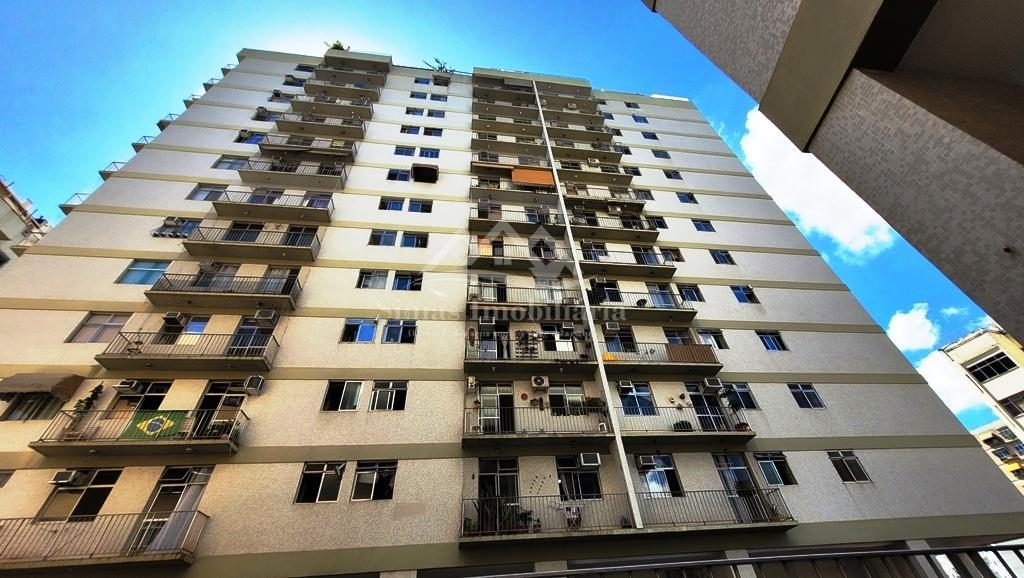 Apartamento à venda com 2 quartos, 56m² - Foto 27