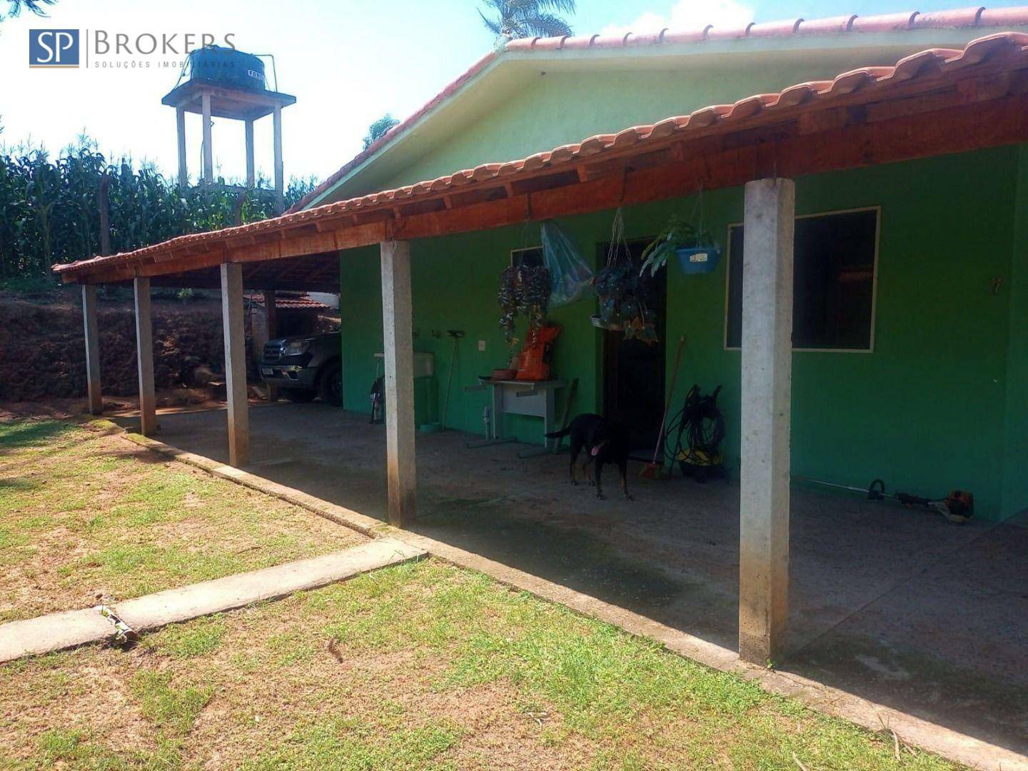 Chácara à venda com 4 quartos, 300m² - Foto 4