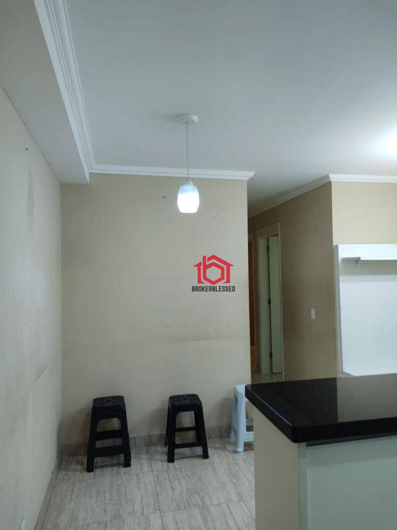 Apartamento à venda com 2 quartos, 43m² - Foto 5