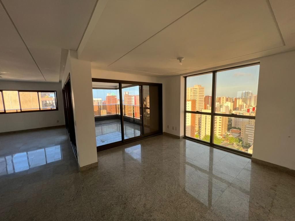 Apartamento à venda com 4 quartos, 300m² - Foto 8