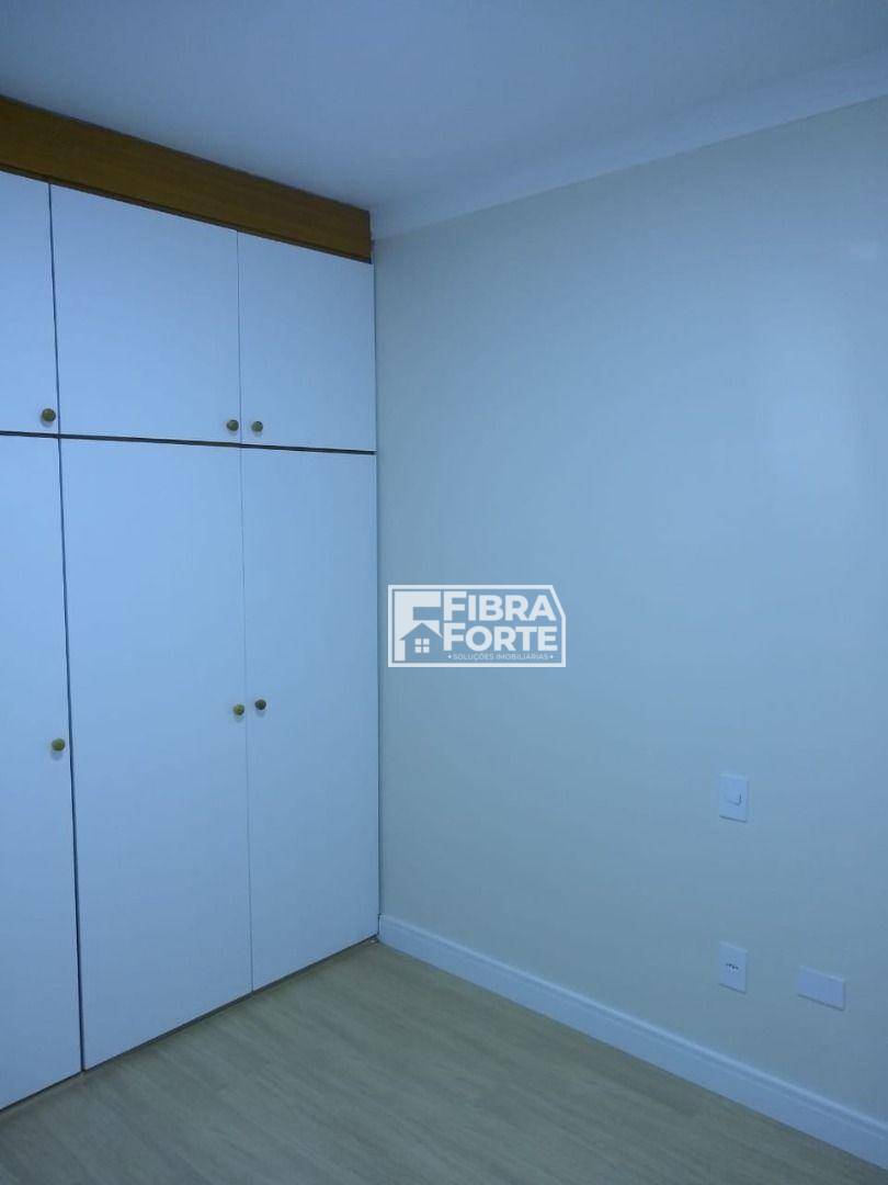 Apartamento à venda com 3 quartos, 92m² - Foto 7