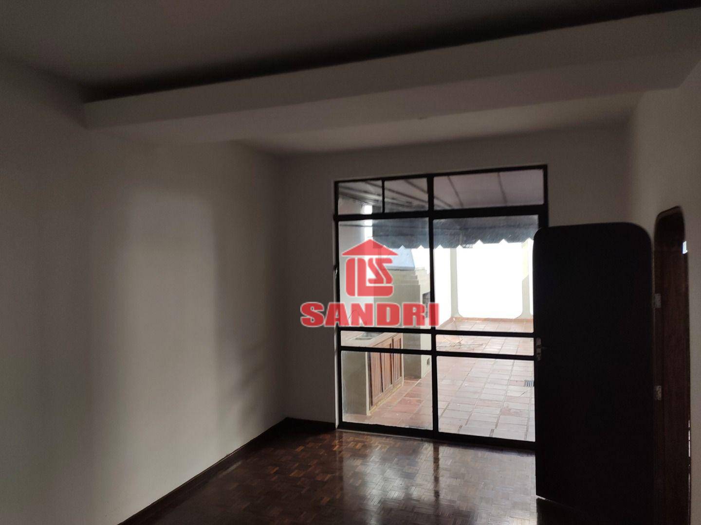 Sobrado à venda com 3 quartos, 218m² - Foto 12