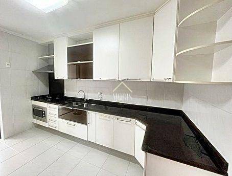 Apartamento à venda com 3 quartos, 106m² - Foto 27