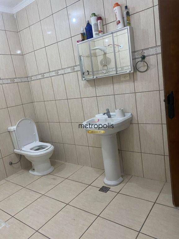 Sobrado à venda com 3 quartos, 212m² - Foto 13