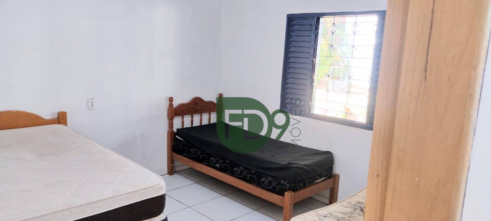 Chácara à venda com 2 quartos, 330m² - Foto 17