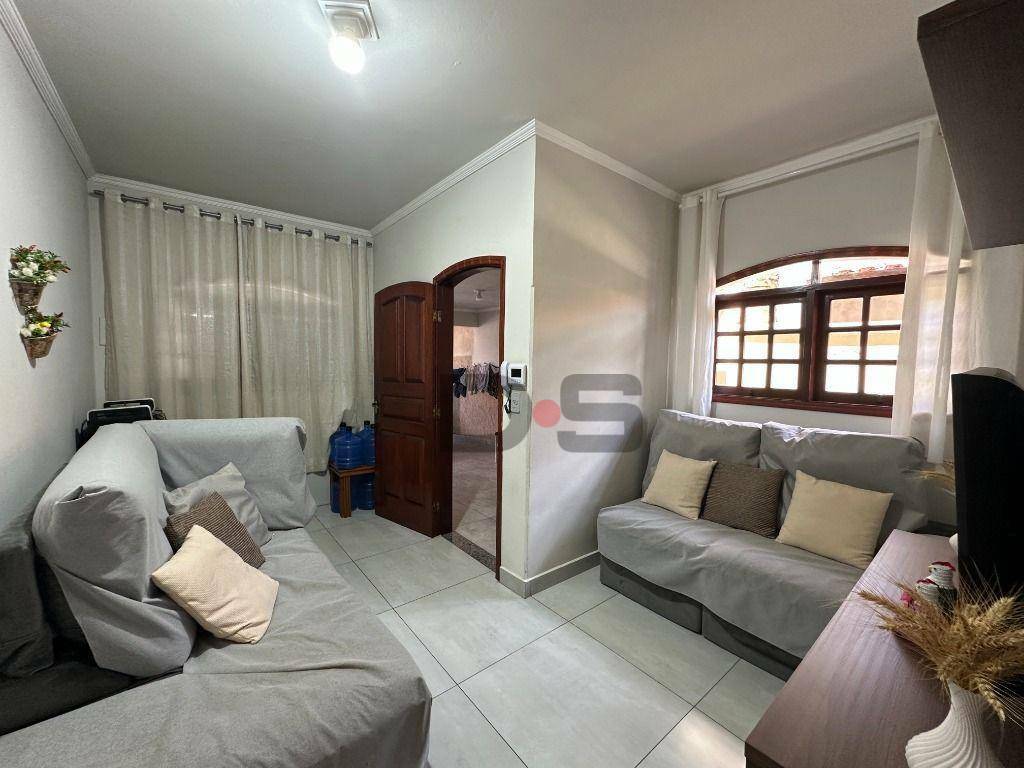 Casa, 2 quartos, 95 m² - Foto 1