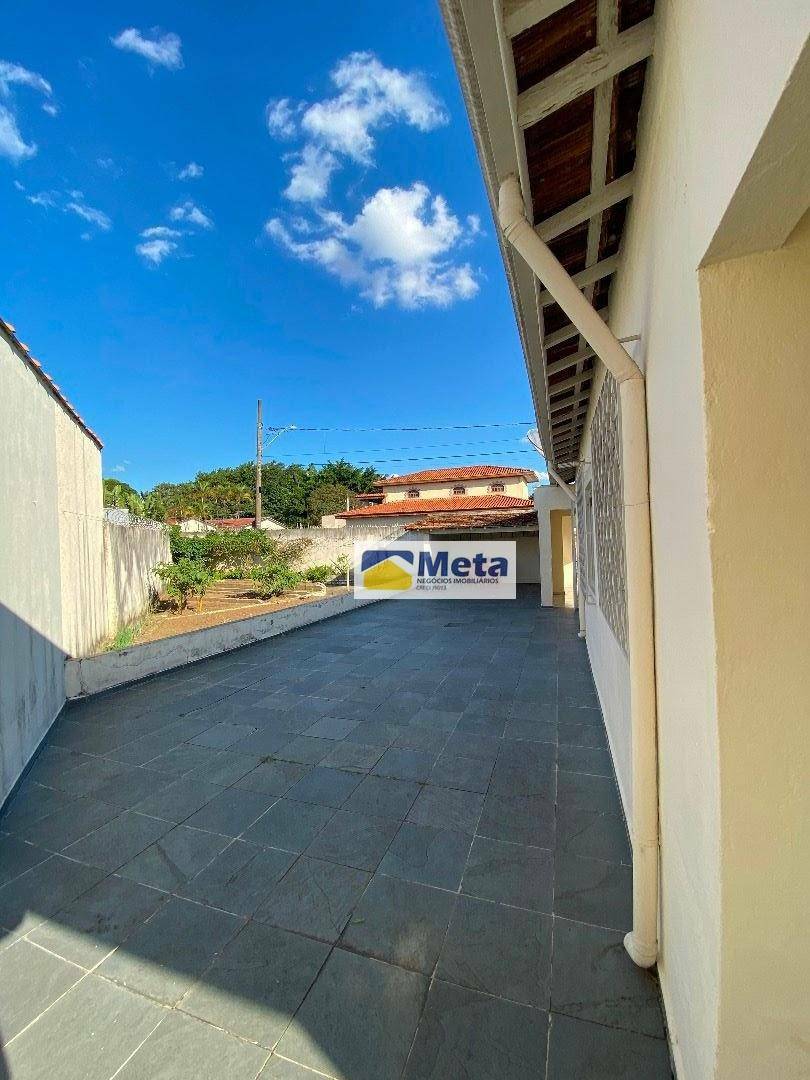 Casa à venda com 3 quartos, 100m² - Foto 16