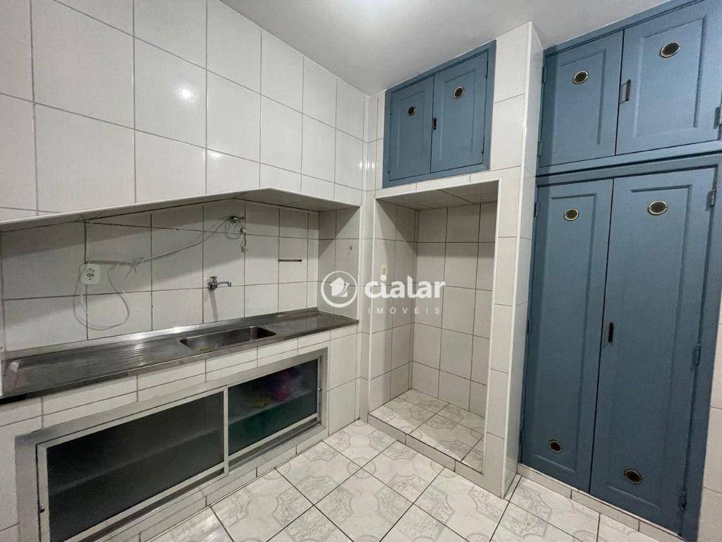 Apartamento à venda com 3 quartos, 230m² - Foto 16