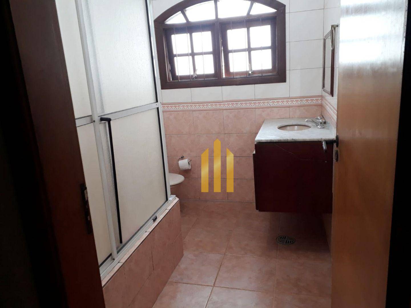 Sobrado à venda com 3 quartos, 246m² - Foto 10