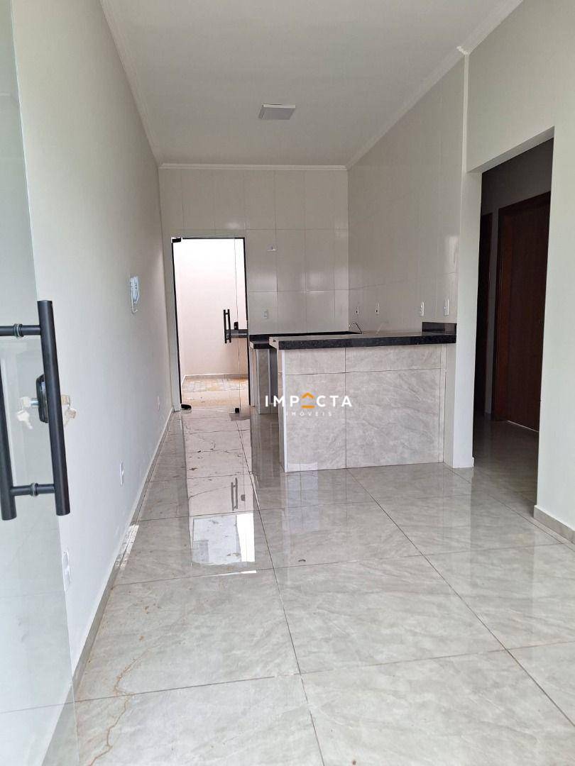 Casa, 3 quartos, 69 m² - Foto 2