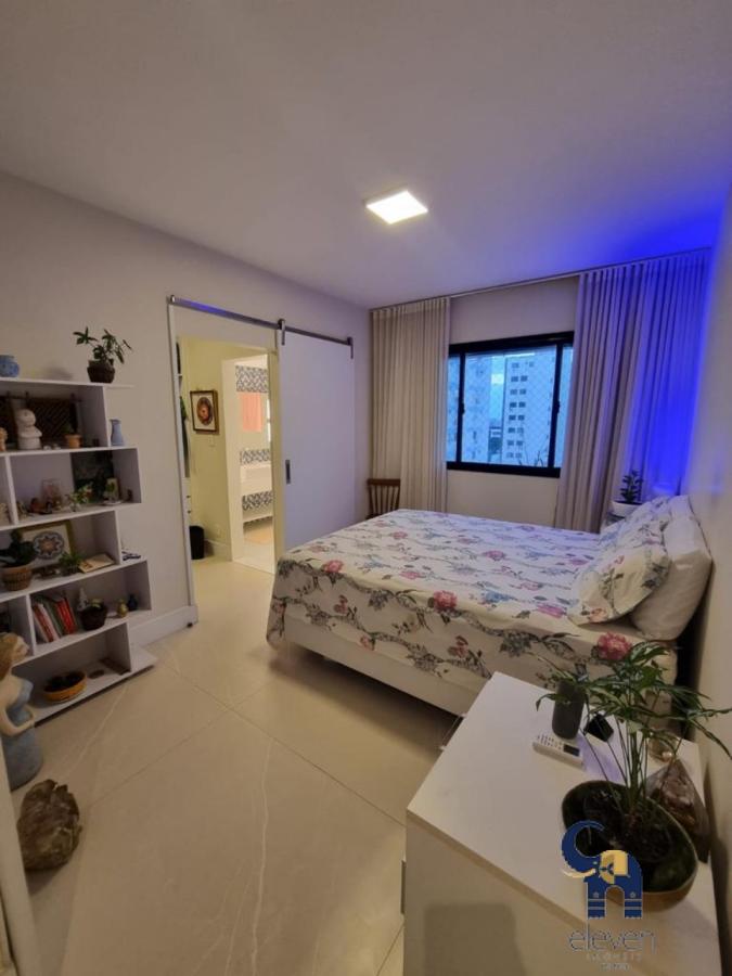 Apartamento à venda com 3 quartos, 187m² - Foto 15