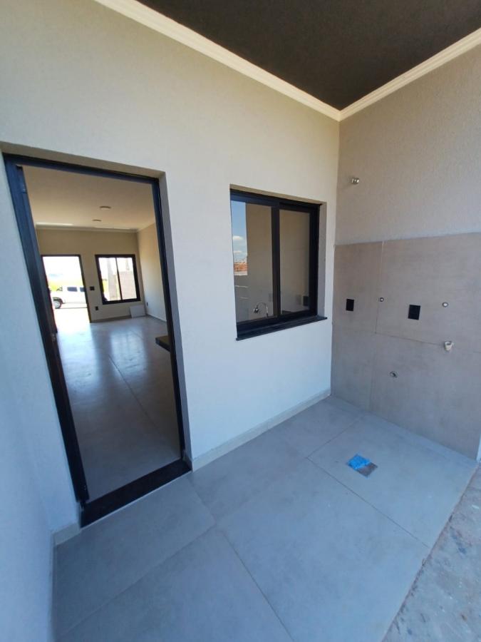 Casa à venda com 2 quartos, 56m² - Foto 7