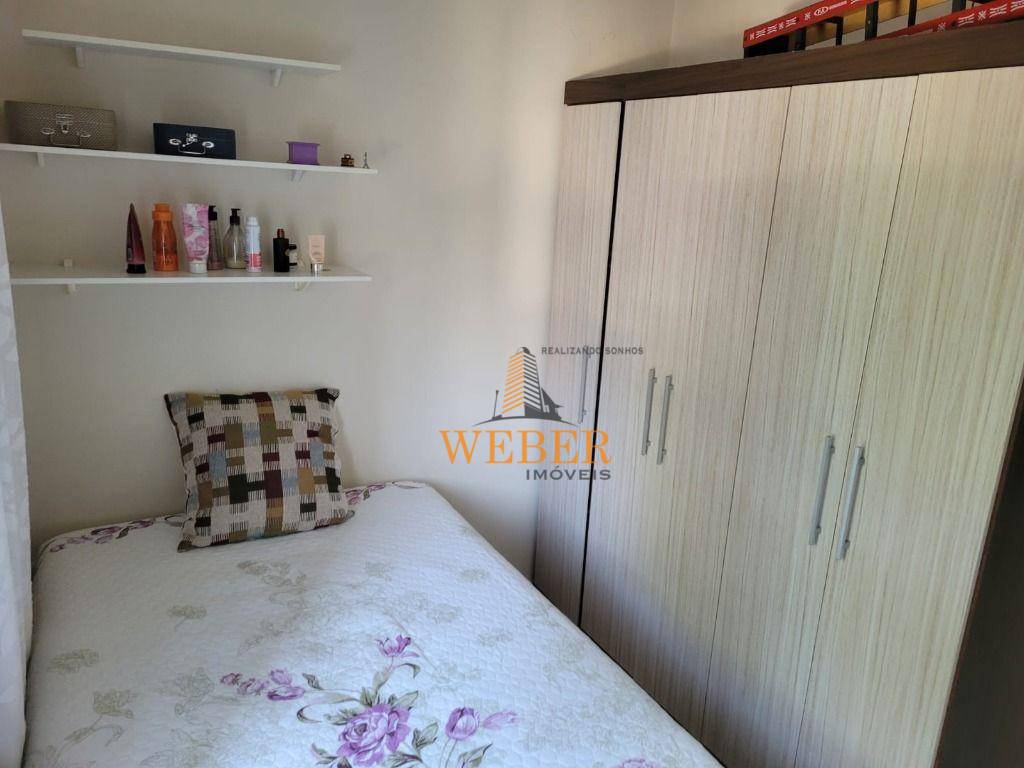 Apartamento à venda com 3 quartos, 52m² - Foto 2