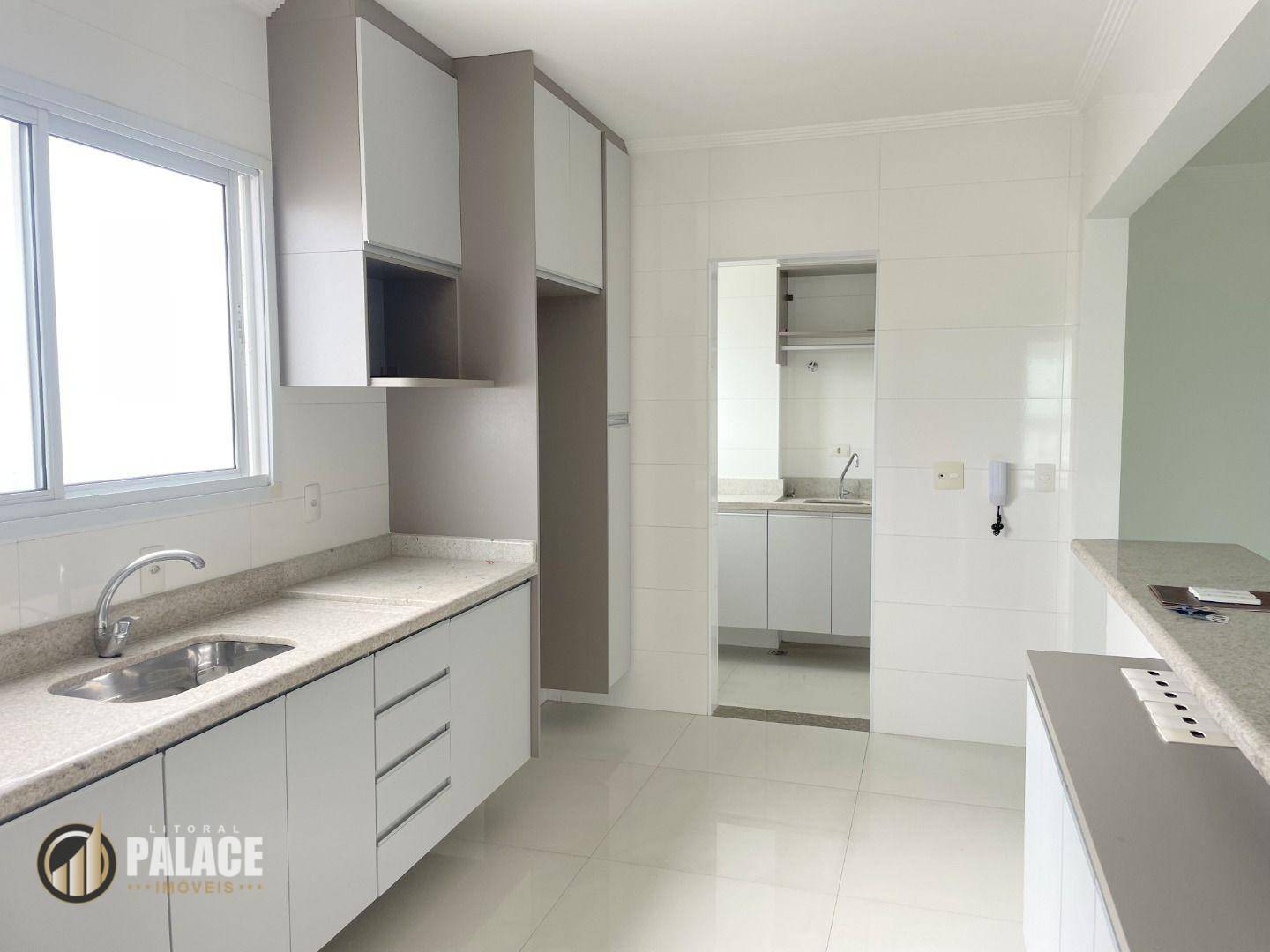 Apartamento à venda com 3 quartos, 170m² - Foto 13