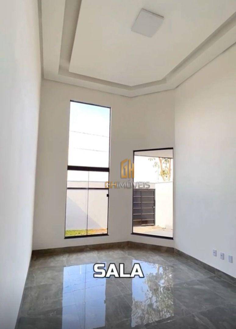 Casa à venda com 3 quartos, 202m² - Foto 3