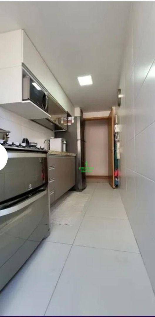 Apartamento à venda com 2 quartos, 80m² - Foto 3