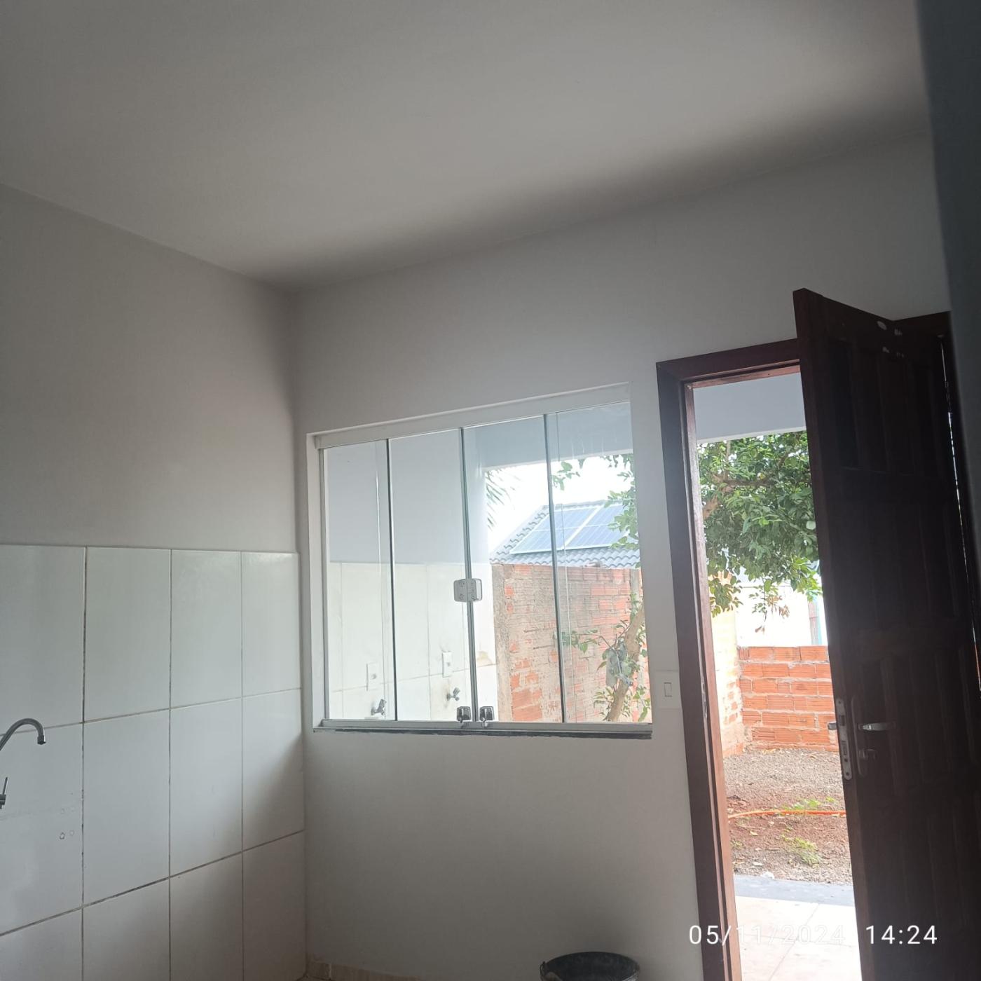 Casa à venda com 2 quartos, 56m² - Foto 3