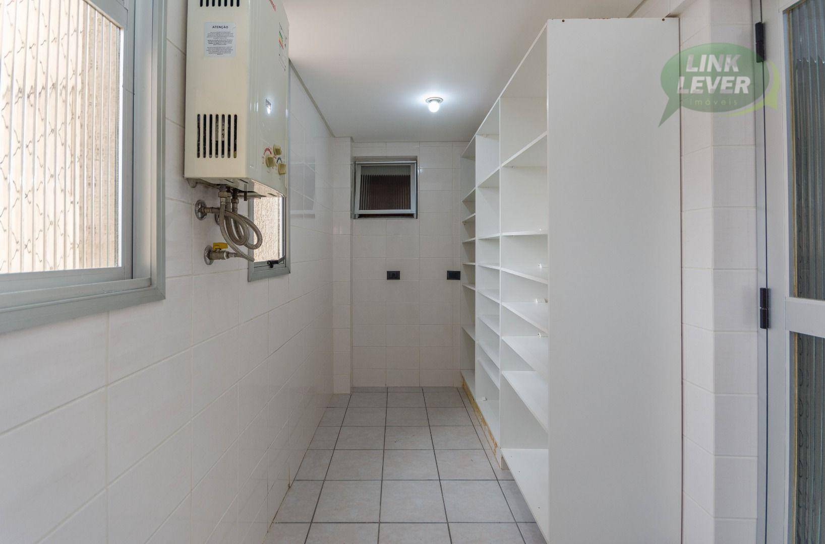 Apartamento para alugar com 2 quartos, 88m² - Foto 42