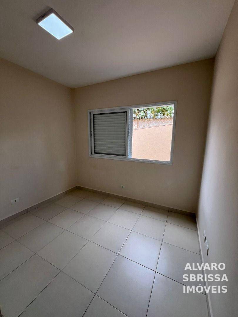 Casa de Condomínio para alugar com 3 quartos, 113m² - Foto 6