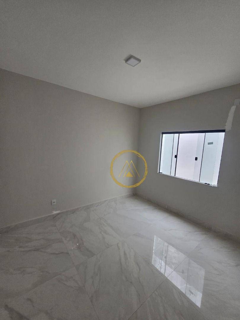 Casa à venda com 2 quartos, 90m² - Foto 12