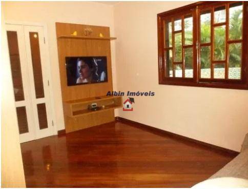 Casa à venda com 4 quartos, 260m² - Foto 16