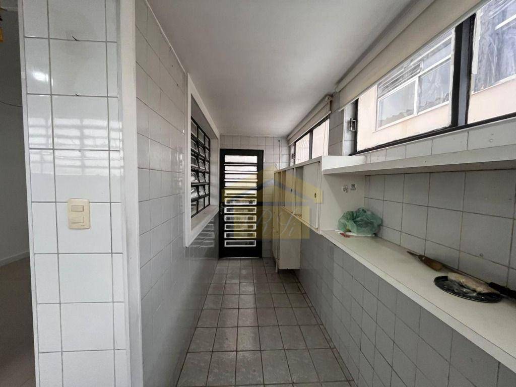 Sobrado para alugar com 3 quartos, 210m² - Foto 18