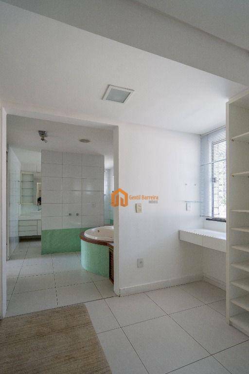 Apartamento à venda com 3 quartos, 210m² - Foto 29