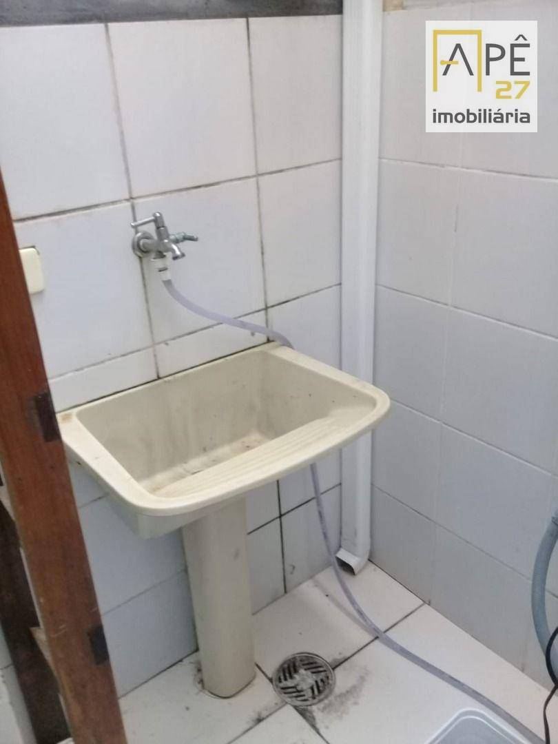 Casa à venda com 2 quartos, 180m² - Foto 16